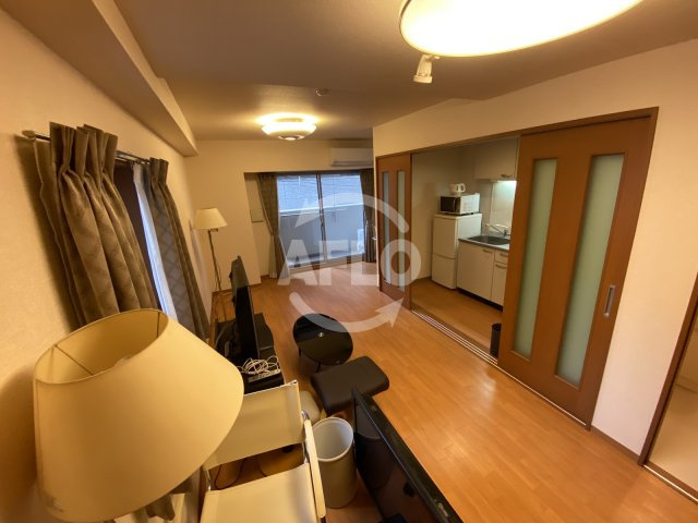 NISHITENMA-Y's villageの居間・リビング|NISHITENMA-Y's village　洋室