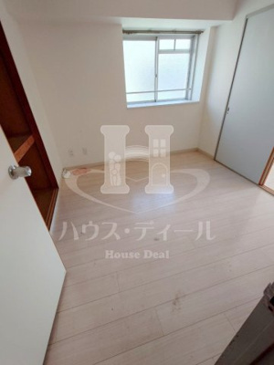 【洋室】 | T's garden蕨Ⅲ | 広々とした洋室です