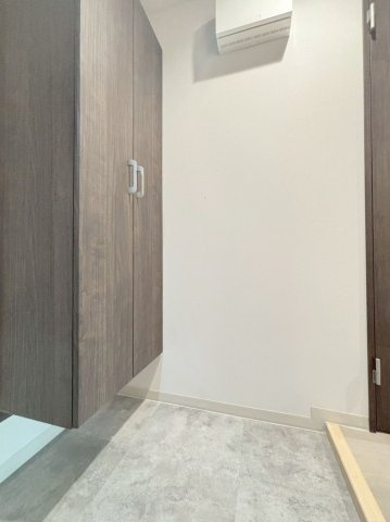 「防音マンション」VORT豊玉中レジデンスの玄関|落ち着いた玄関です