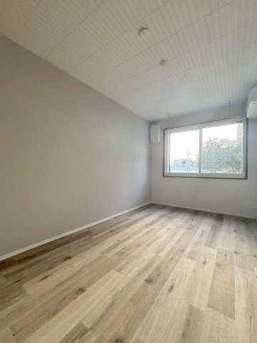 「防音マンション」VORT豊玉中レジデンスの居間・リビング|防音室は防音床、防音壁、防音天井となっており、まさに楽器を演奏するためにつくられた24時間楽器演奏可能の防音室です