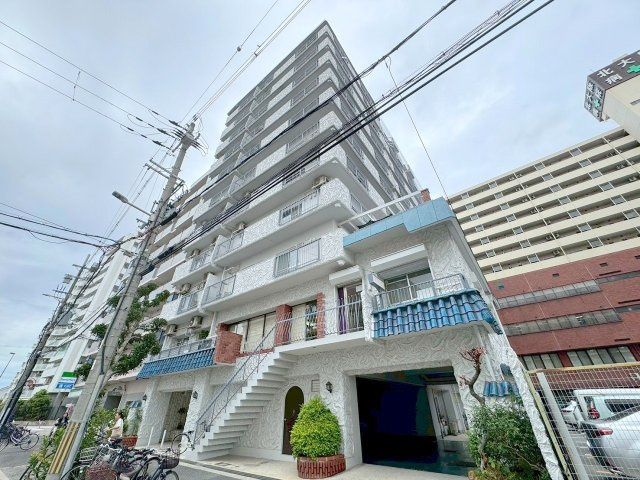 ヴィップ新大阪の外観