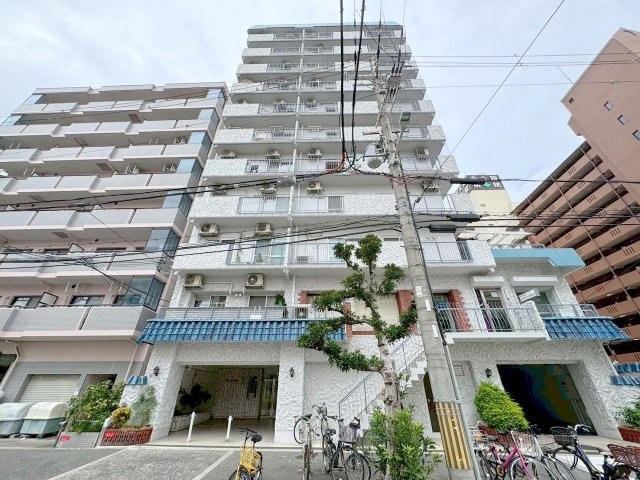 ヴィップ新大阪の外観