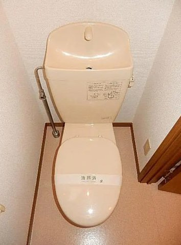 【東京都】江戸川区中央1棟売りアパート　満室稼働中！のトイレ