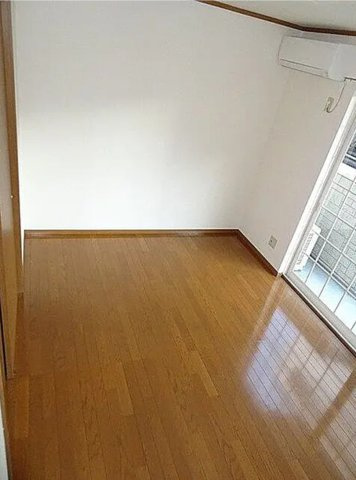 【東京都】江戸川区中央1棟売りアパート　満室稼働中！の洋室