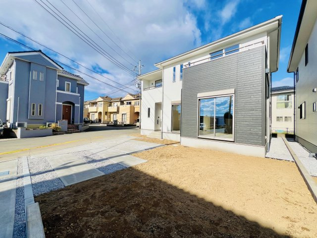 高崎市倉賀野町の前面道路含む現地写真|閑静な住宅地で駐車が苦手な方にもおススメです◎