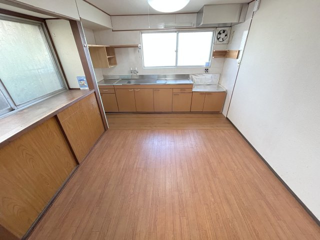 安川貸家の居間・リビング