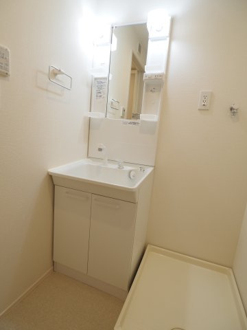 【展望】 | リビオン千駄ヶ谷 | 周辺は落ち着いた雰囲気の住宅街です※別部屋参考写真