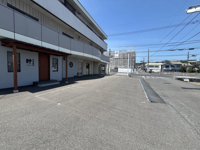 フローレンス南蔵王の駐車場