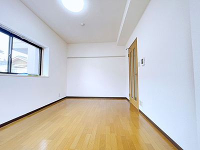 【居間・リビング】 | プティリヴィエール【名古屋市賃貸・ネット無料】