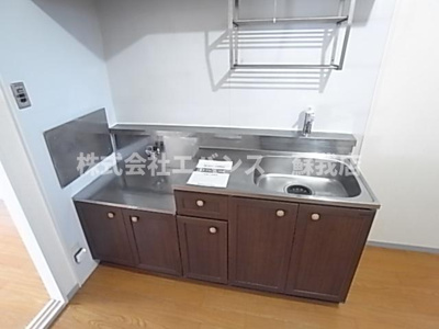 【キッチン】 | メゾンフェール | コンパクトなキッチンで掃除もラクラク