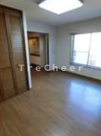 ムーンシックスの居間・リビング