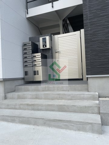 メルディア入間市2のエントランス