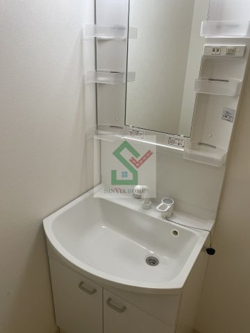 メルディア入間市2の独立洗面台