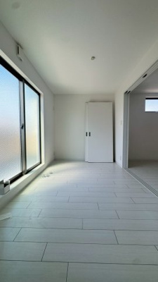 【洋室】 | エテルナコート総持寺