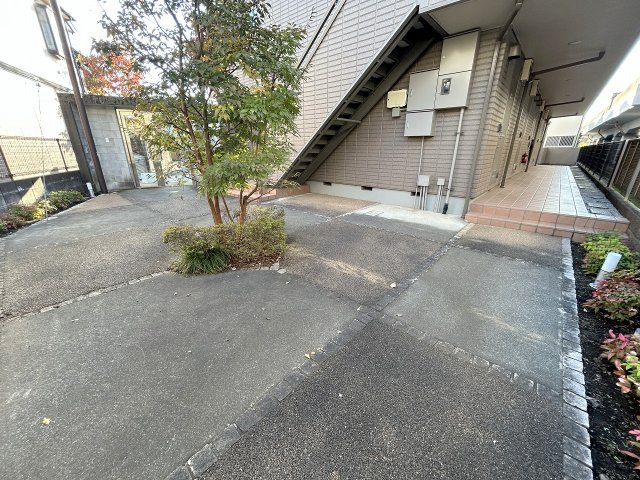 エクシートの駐車場