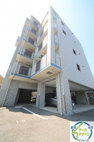 コン・タント・アモーレの外観|きれいな外観です