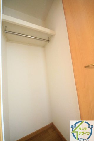 コン・タント・アモーレの収納|小物を収納するのに便利です