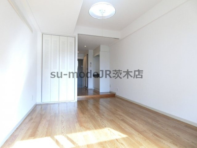 【居間・リビング】 | ラフィーネ西駅前 | 別部屋写真