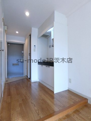 【キッチン】 | ラフィーネ西駅前 | 別部屋写真