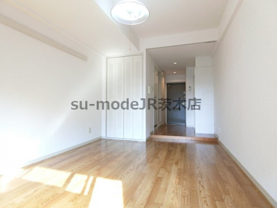 【居間・リビング】 | ラフィーネ西駅前 | 別部屋写真