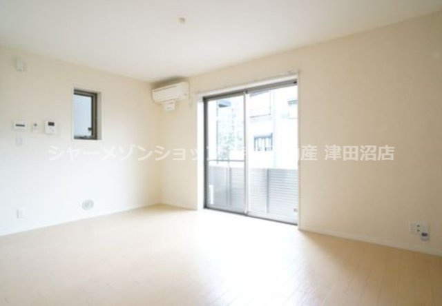 ルミエール大和の居間・リビング