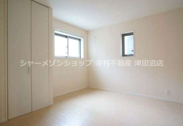 ルミエール大和の洋室