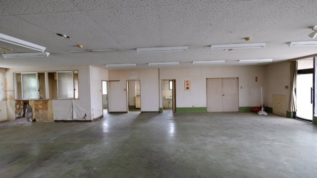 土七ビルの内装