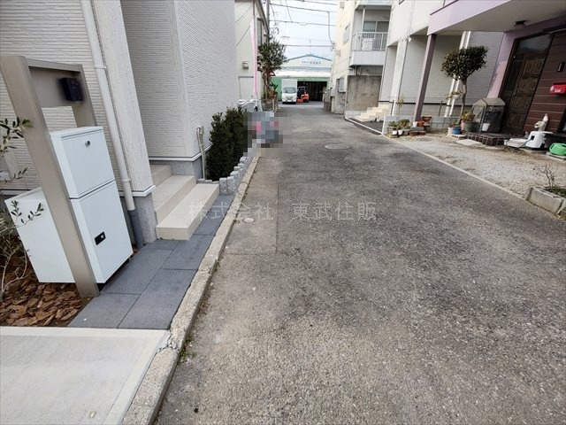 【前面道路含む現地写真】の画像