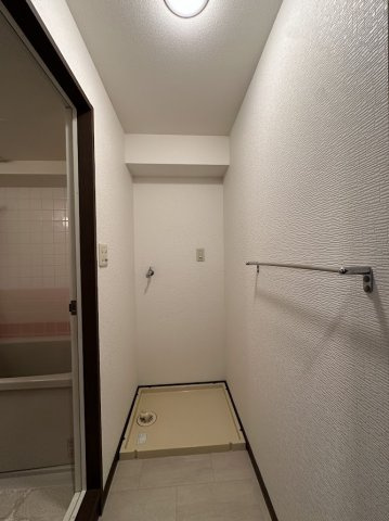 ライオンズマンション柳ヶ瀬【3階】のランドリースペース