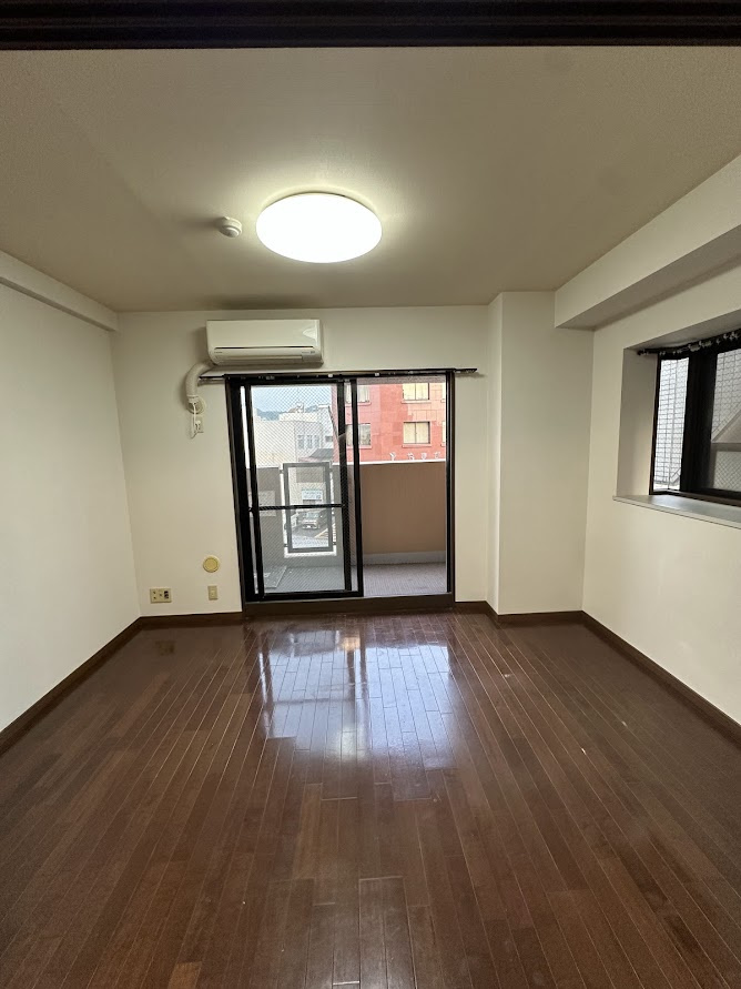 ライオンズマンション柳ヶ瀬【3階】の洋室