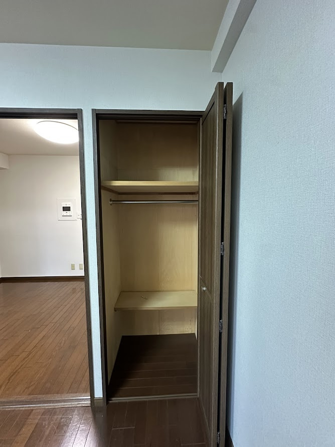 ライオンズマンション柳ヶ瀬【3階】の収納