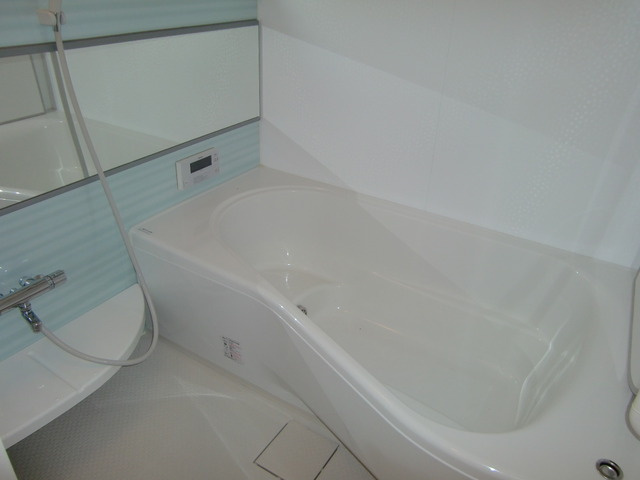 ソレーユ・コートＡ棟の浴室