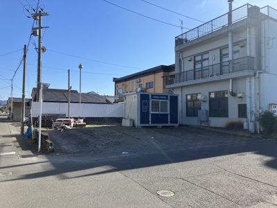 【駐車場】 | 大小路町字原口 店舗付き住宅