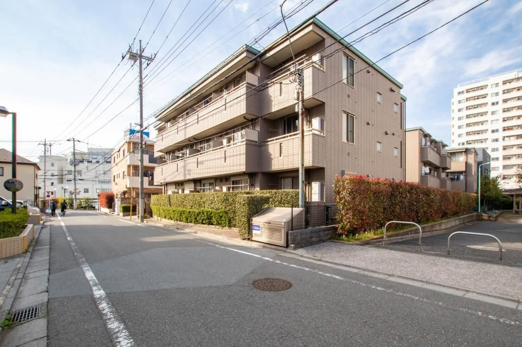 練馬区錦２丁目の一棟マンションの外観