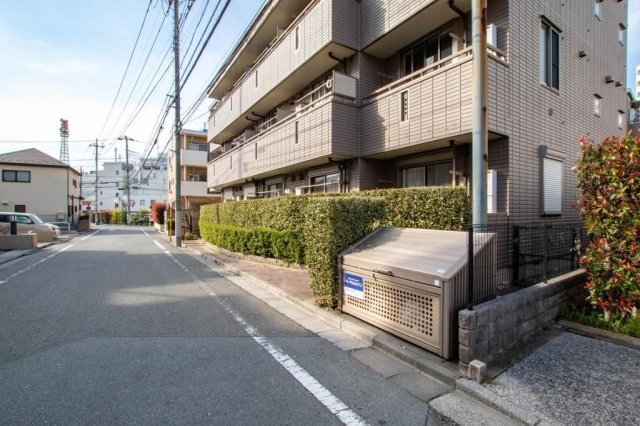 練馬区錦２丁目の一棟マンションの外観