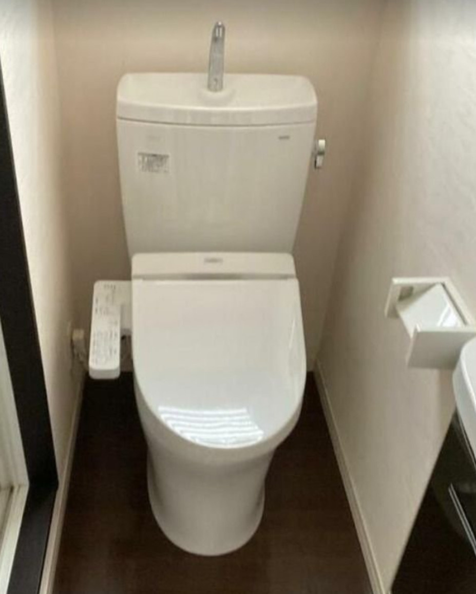 【東京都】中野区「中野新橋駅」徒歩7分　1棟収益マンションのトイレ