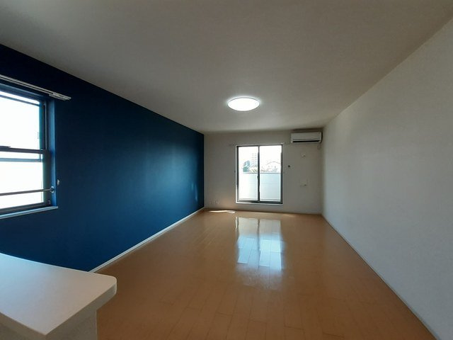 ＥＬＵＣＥの居間・リビング