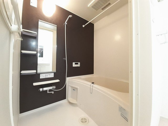 ＥＬＵＣＥの浴室