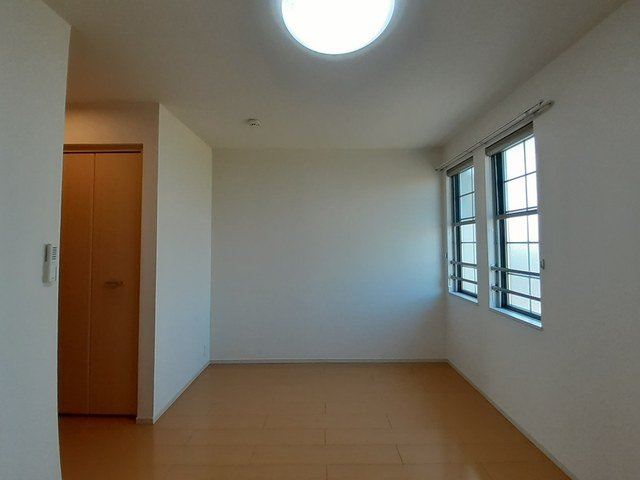 ＥＬＵＣＥの内装