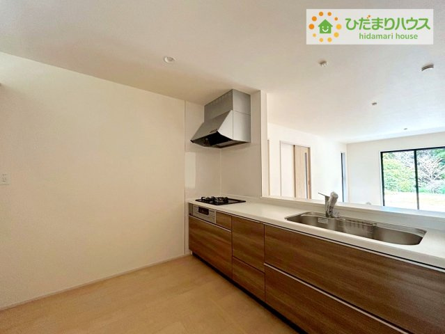 北茨城市平潟町1期　新築戸建　1号棟のキッチン|LDKと一体の空間を演出してくれる、オープンキッチン!(^^)!