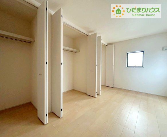 北茨城市平潟町1期　新築戸建　1号棟の収納|全室にクローゼットが付いていて、お部屋の住空間もスッキリ広々つかえそうです(^^)/