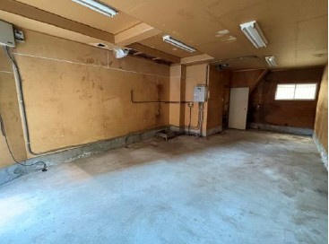 天下茶屋店舗の内装