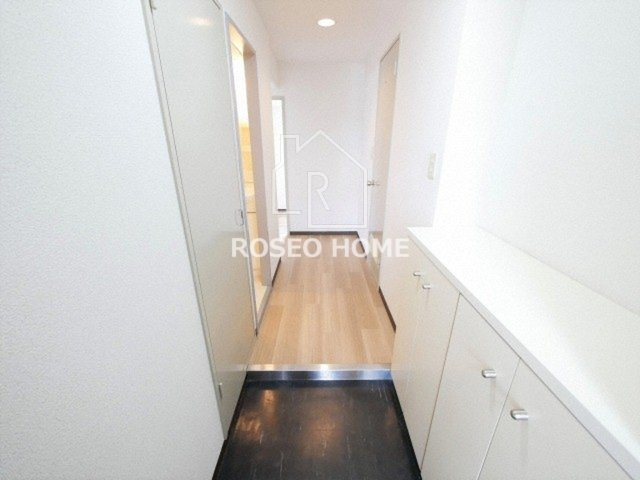 第一玉造マンションの玄関