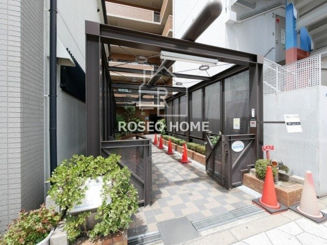 第一玉造マンションのエントランス