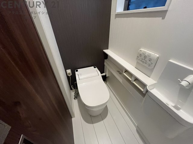 清潔感のあるトイレです