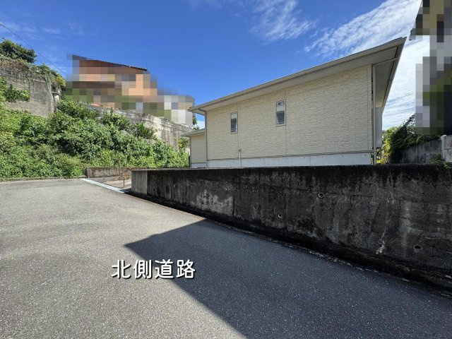 【前面道路含む現地写真】 | 高知市塚ノ原