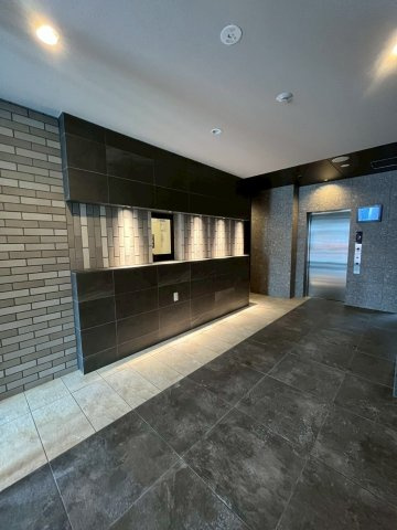 エスリードレジデンス梅田クラスシティのロビー|清潔なロビーです