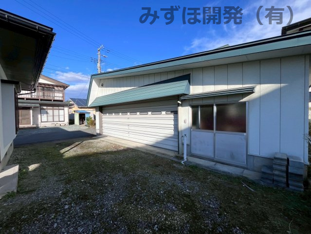 山形市大字大森568-23の駐車場|奥行があり駐車がしやすいです