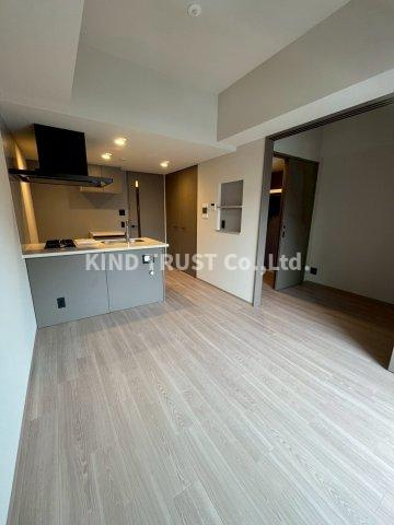 エスリードレジデンス梅田クラスシティの居間・リビング|ゆったり過ごせるリビングです