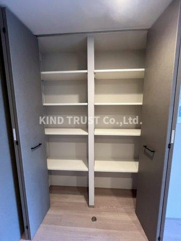 エスリードレジデンス梅田クラスシティの収納|大きなスペースがあり、収納には困りません